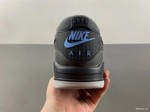 4   Air Jordan Iron FQ7939-002 RM Grey  0225